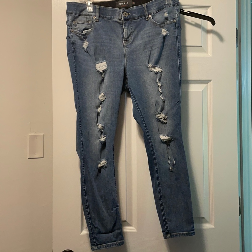 Torrid tummy control distressed jeans